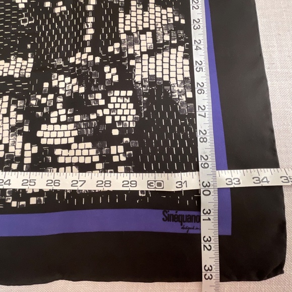 Sinequanone Paris Black White Geometric Print Silk Scarf Signed Hand-rolled NEW - Picture 11 of 15